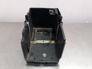 SOPORTE BATERIA FORD FOCUS BERLINA (CB8) AM511072