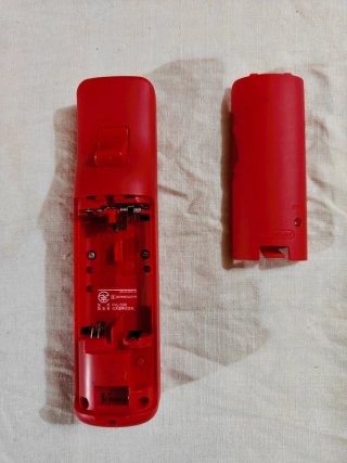 Nintendo Wii Mini Rossa + Controller Rosso