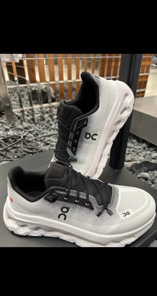 Zapatillas On Cloud Mujer/Hombre Talla 42