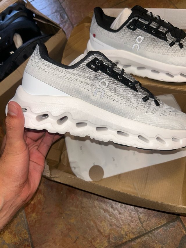 Zapatillas On Cloud Mujer/Hombre Talla 42