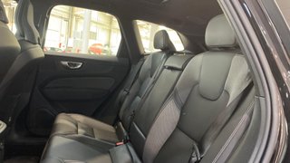 VOLVO XC60 2.0 T6 RECHARGE BLACK ED PLUS AT 4WD 5P