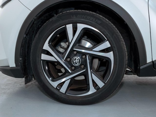 TOYOTA C-HR ADVANCE 1.8 HIBRIDO