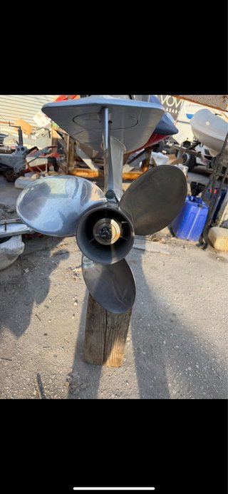 Motor fueraborda Honda 250