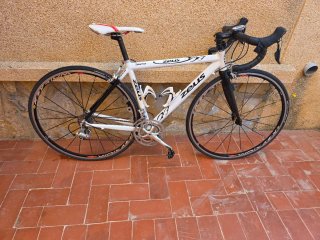Bicicleta Zeus Aluminio Horquilla Carbono Talla M