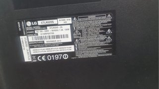 LG Smart TV 47” Negro + 1 mes de garantía