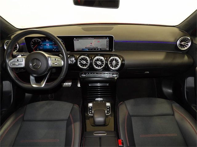 MERCEDES CLASE A GASOLINA A200 163CV AMG LINE