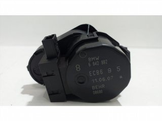 MOTOR APERTURA TRAMPILLAS CLIMATIZADOR 6942992 54