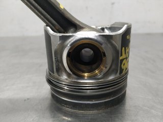 PISTON VOLKSWAGEN PASSAT VARIANT (3C5) BKP