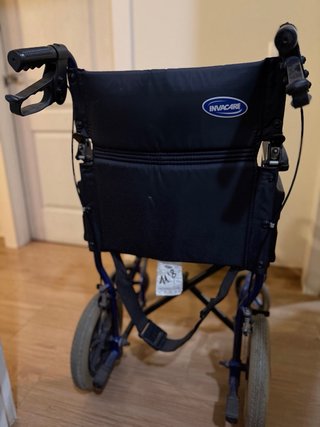 Silla de ruedas Invacare | Plegable · Buen estado