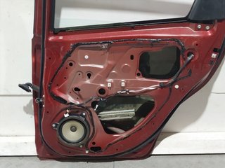 PUERTA TRASERA DERECHA TOYOTA YARIS (KSP1/NLP1/NS