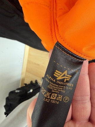 Chaqueta Alpha Industries MA-1 Negra Talla XL
