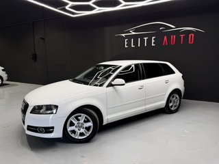 AUDI A3 Sportback 1.6 TDI 105 Stronic Attraction