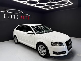 AUDI A3 Sportback 1.6 TDI 105 Stronic Attraction