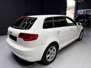 AUDI A3 Sportback 1.6 TDI 105 Stronic Attraction