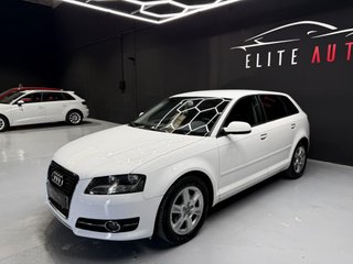 AUDI A3 Sportback 1.6 TDI 105 Stronic Attraction