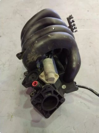 1s4g9424bic colector ford focus berlina cak 92960