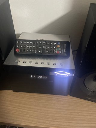 Equipo de música Samsung nuevo