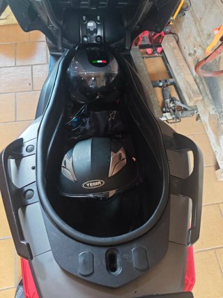 Yamaha Xmax 400 ABS Maxi Scooter