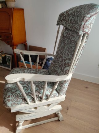 Mecedora restaurada estilo vintage