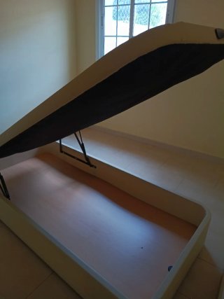 2 Canapés  90x190cm Beige polipiel