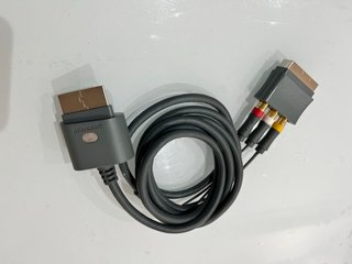 Xbox 360 Nera - accessori e giochi inclusi