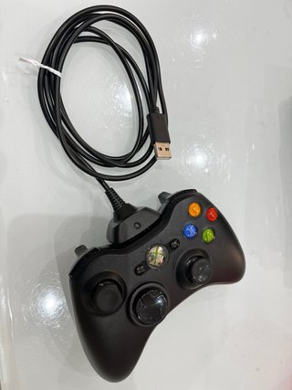 Xbox 360 Nera - accessori e giochi inclusi