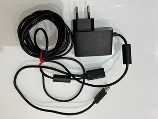 Xbox 360 Nera - accessori e giochi inclusi