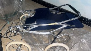 Coche muñeca y máquina de coser de muñecas vintage