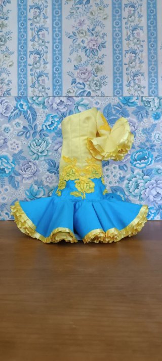 Vestido de  flamenca Nancy Amarillo y Azul