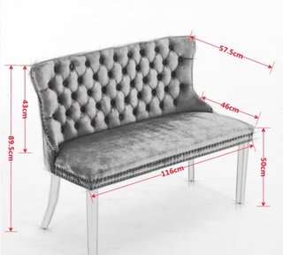 Banco sillón beige tachuelas doradas terciopelo