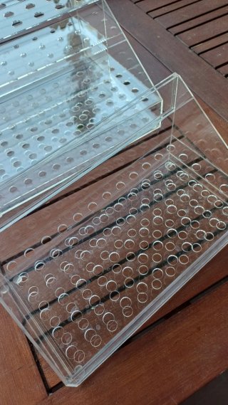 Espositore per penne in plexiglass