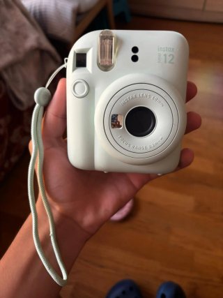 Cámara Fujifilm Instax Mini 12