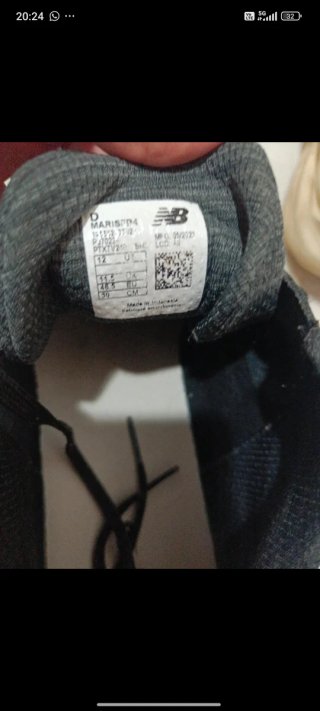 Zapatillas New Balance Arishi v4 Negro