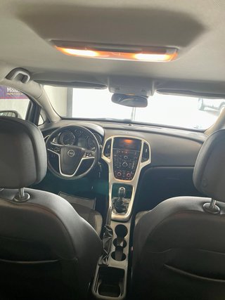 Opel Astra 2015