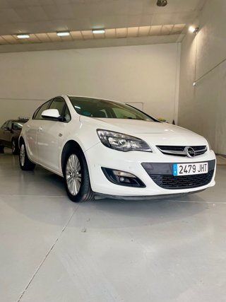Opel Astra 2015