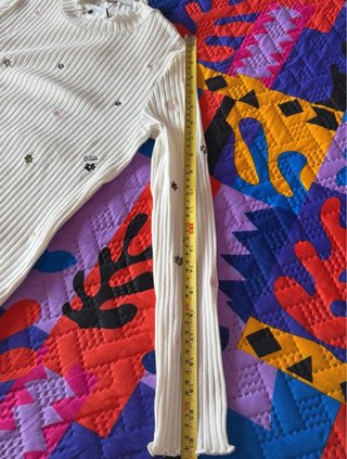 Jersey Desigual flores bordadas canalé blanco T.XS