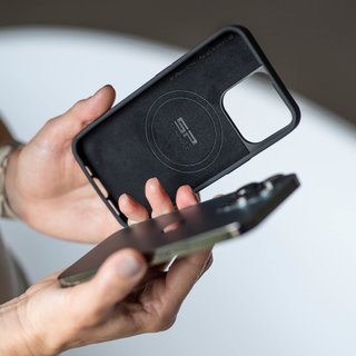 Funda SP Connect iPhone 14/15 Pro Max Ciclismo