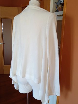 Conjunto blanco chaqueta y camiseta,talla 36/38