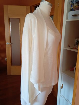 Conjunto blanco chaqueta y camiseta,talla 36/38
