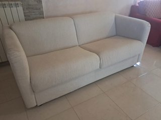 Divano letto beige in tessuto