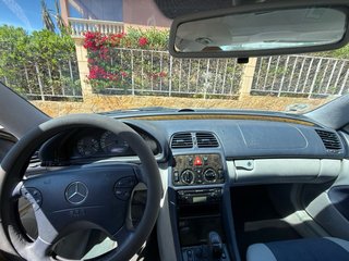 Mercedes-Benz  CLK 2002