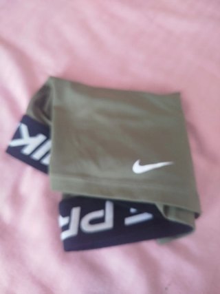 Nike Pro Shorts Verde Oliva