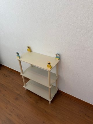 Estantería infantil de madera