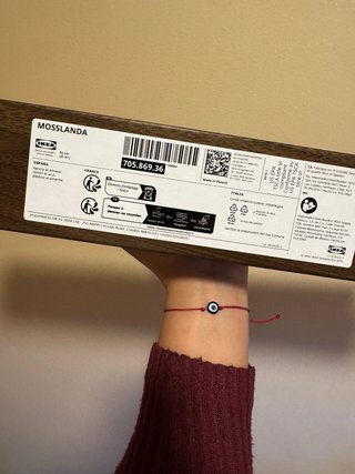 1 Estante para cuadros efecto nogal MOSSLANDA IKEA