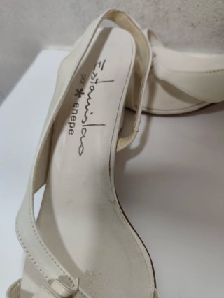 Sandalias blancas de tiras