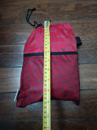 Almohada de viaje inflable roja