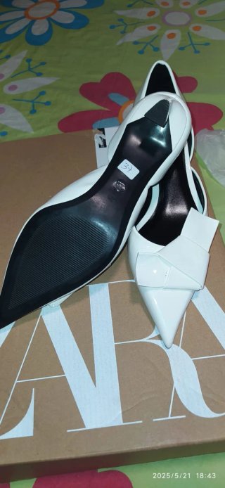 Zapatos Zara Talla 37 Blancos