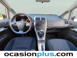 Toyota Auris 1.4 D-4D DPF Active 66 kW (90 CV)