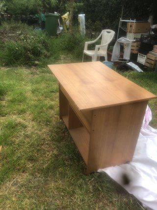 Scrivania mobile in legno