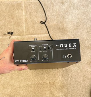 Mesa de mezclas Ecler NUO3